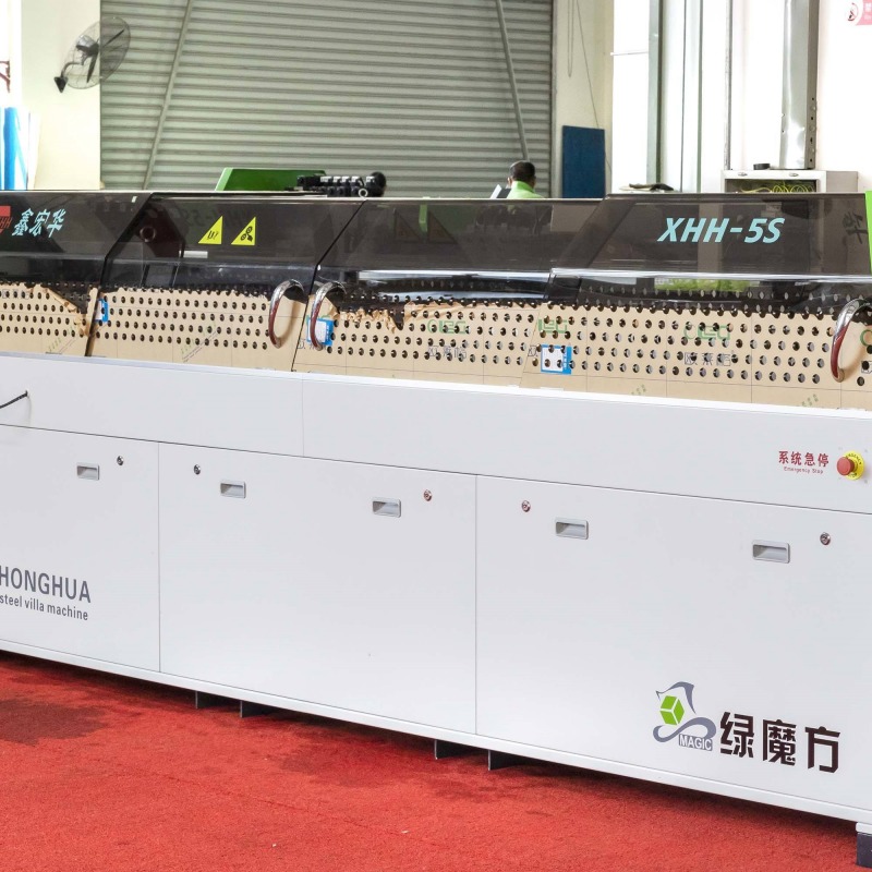 آلة تشكيل هيكل فولاذي مربع مجلفن بقوالب خفيفة الوزن جاهزة للبناء