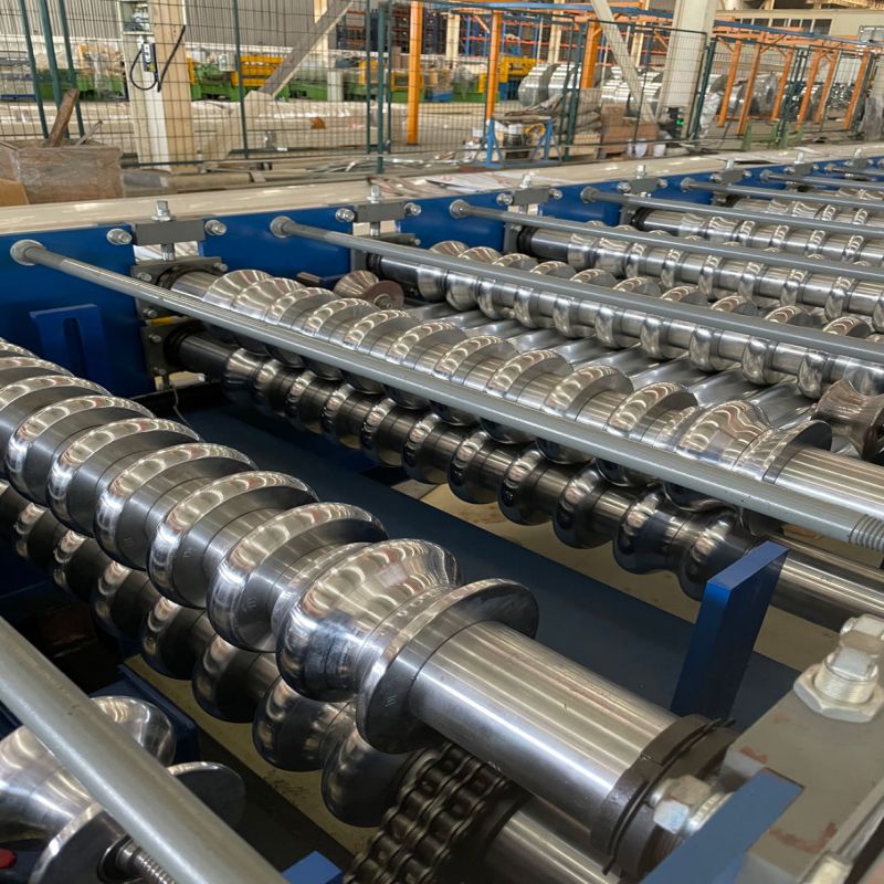 آلات تشكيل الصفائح المعدنية المموجة وتشكيلها بالدرفلة