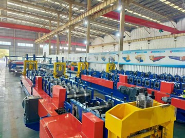 ماكينة تشكيل الأسقف بالدرفلة الباردة XHH YX28-1050