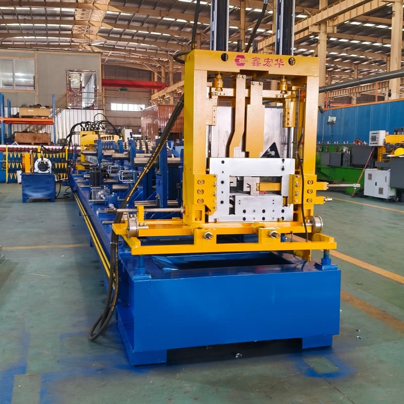 Corrugated Iron Curving Machine Purlin Metform Roll Forming