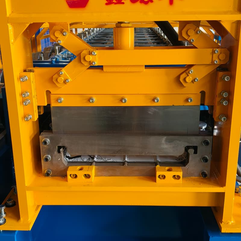 Standing Seam Rolling Machine Stainless Steel Standing Seam Clip Purlin Machine