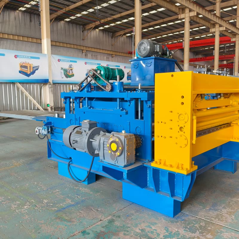Custom Different Country Purlin Standard Power Voltage Slitting Leveling Roll Machine